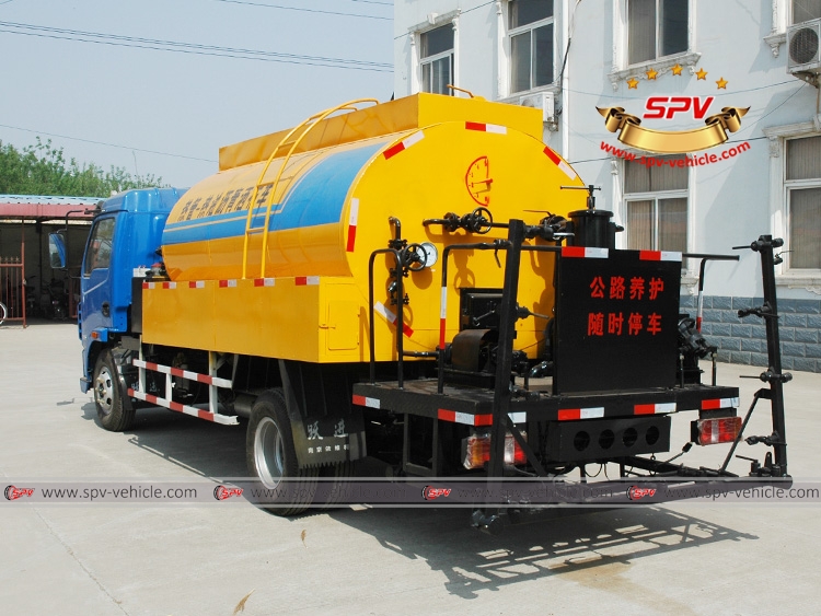 Bitumen Spray Truck IVECO(Yuejin)-LB